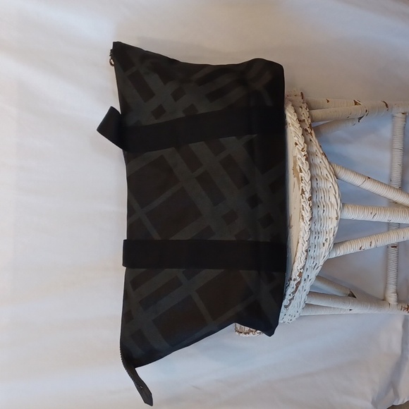 Burberry Tote Bag - Picture 2 of 6